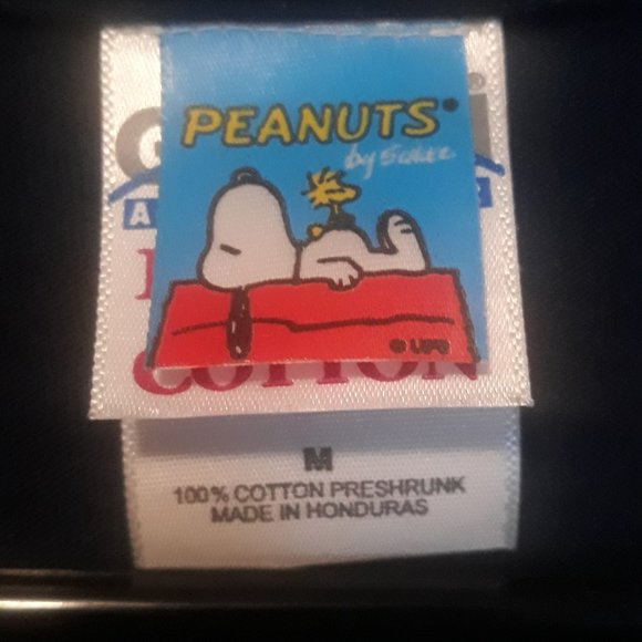 Peanuts by Schulz Black Cotton Santa Snoopy Christmas Short Sleeve Shirt Size M - Picture 3 of 3